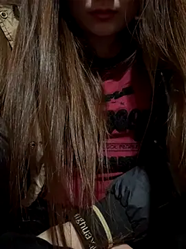 PhuongNhi21 online show from 11/12/25, 01:55