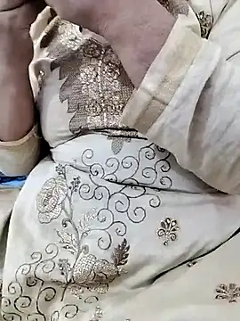 BHABHIJAAN7317 online show from 11/10/25, 03:16