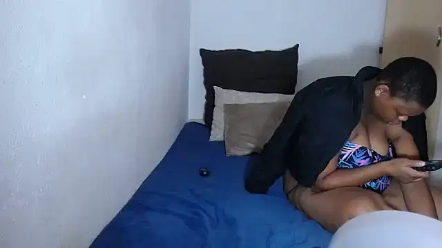 IntoxicatedAries online show from 10/31/25, 08:48