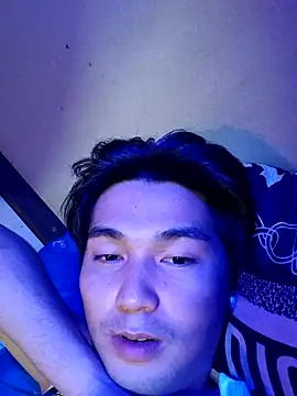 Snapshot of miss_lolalops chatting on 11/24/25, 03:01 miss lolalops online show from 11/24/25, 03:01