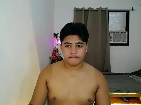 Hugecock2hundle intown online show from 11/17/25, 08:09