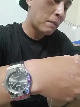 Snapshot of ducpham6565 chatting on 10/20/25, 06:36 ducpham6565 online show from 10/20/25, 06:36