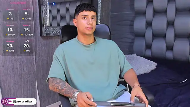 jaze bradley online show from 10/13/25, 11:32