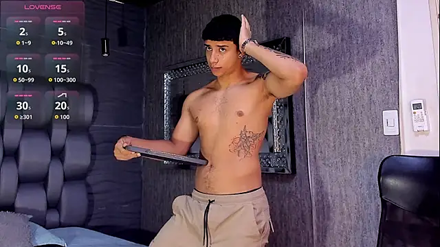 jaze bradley online show from 10/20/25, 11:21