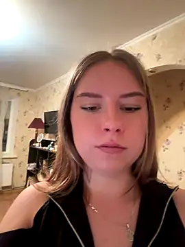 Snapshot of Tomyris_yuki chatting on 11/22/25, 11:04 Tomyris yuki online show from 11/22/25, 11:04