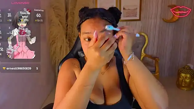 risada temptation s online show from 11/14/25, 03:27