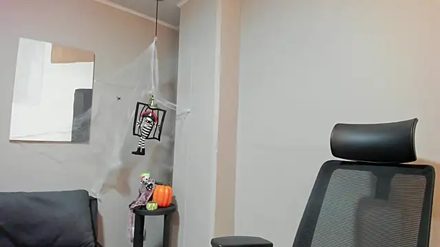 emily mars1 online show from 10/17/25, 08:11