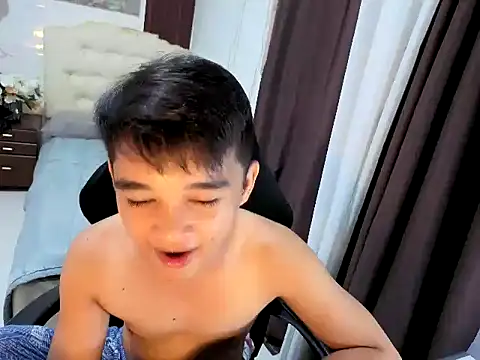 sexysam14 online show from 10/31/25, 04:52