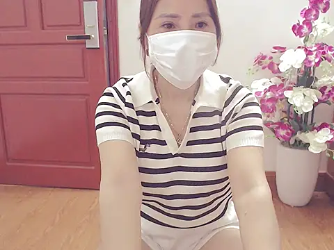 ruby 8x online show from 10/30/25, 12:23