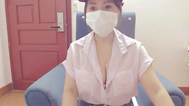 ruby 8x online show from 11/03/25, 02:07