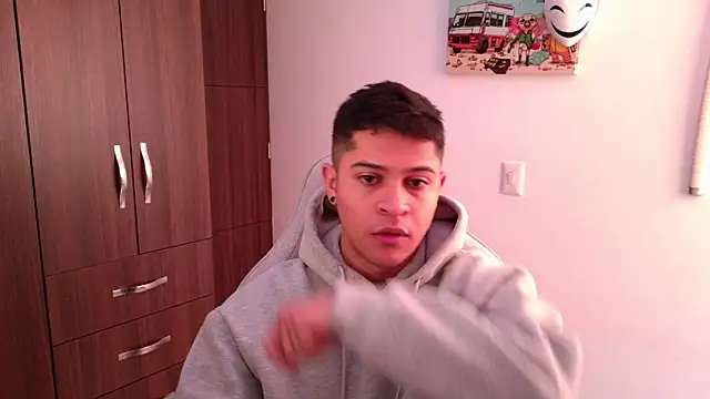 domsantiago  online show from 10/18/25, 04:52