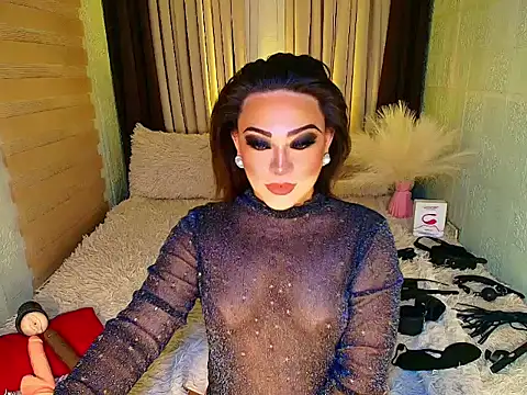 hot wildivana online show from 10/19/25, 02:12