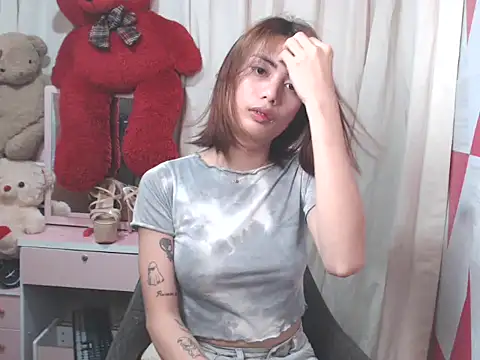 miss-miya online show from 11/12/25, 02:34