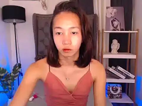 Sweet kittyxx online show from 10/18/25, 02:14