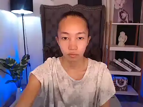 Sweet kittyxx online show from 10/22/25, 05:08