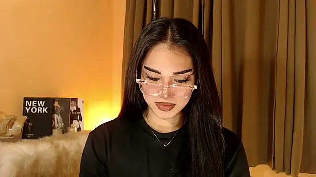 magnificent kitana online show from 10/13/25, 06:02