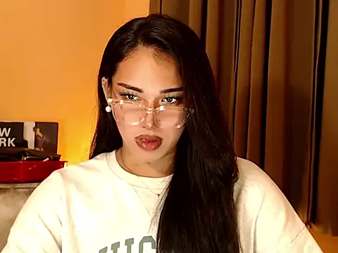 magnificent kitana online show from 11/10/25, 09:14