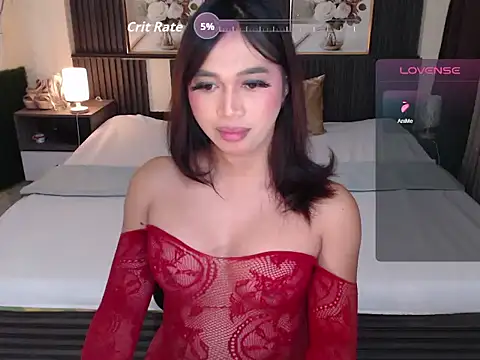 Snapshot of AluxeKristine chatting on 09/18/25, 02:13 AluxeKristine online show from 09/18/25, 02:13