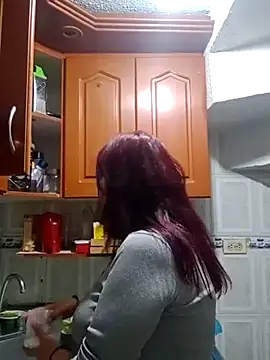 Snapshot of Chantalvedette chatting on 10/27/25, 05:22 Chantalvedette online show from 10/27/25, 05:22