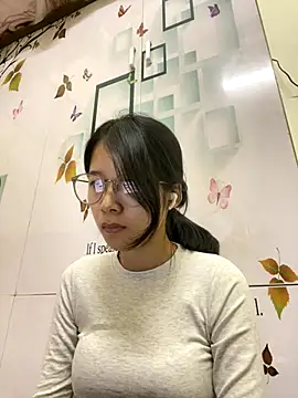 meomeo2k6 online show from 11/02/25, 05:32