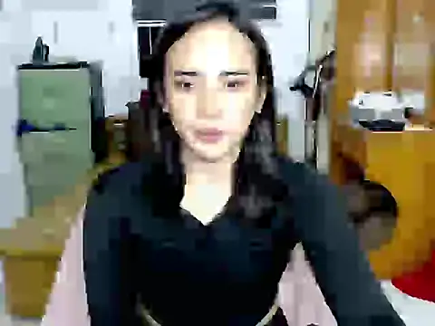 Snapshot of PatriciaSlutt_ chatting on 11/27/25, 10:28 PatriciaSlutt online show from 11/27/25, 10:28