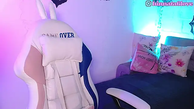 Snapshot of hinnata_lovely chatting on 10/20/25, 12:05 hinnata lovely online show from 10/20/25, 12:05