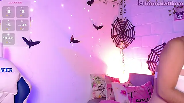 Snapshot of hinnata_lovely chatting on 10/24/25, 11:50 hinnata lovely online show from 10/24/25, 11:50