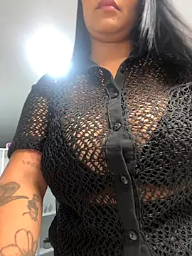 Snapshot of megan_bigboobs_ chatting on 09/11/25, 10:59 megan bigboobs online show from 09/11/25, 10:59