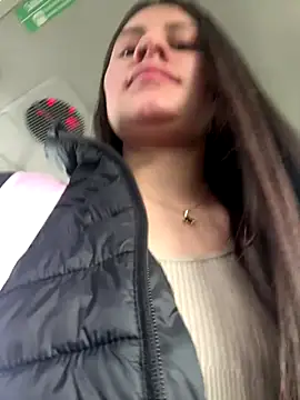 Isabella21  online show from 10/30/25, 09:15