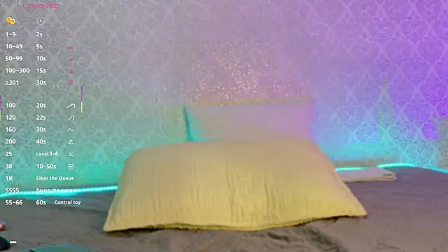 BeccaReedd online show from 11/03/25, 11:00