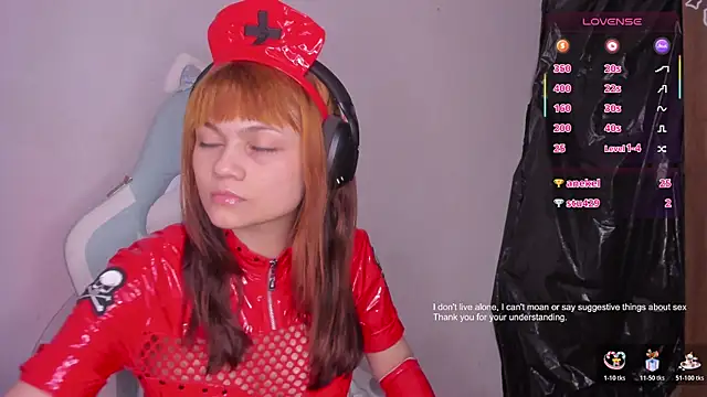 Snapshot of experimentx07alien chatting on 11/09/25, 06:01 experimentx07alien online show from 11/09/25, 06:01