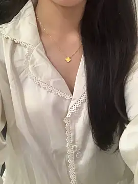 JennyQueen18 online show from 10/15/25, 03:01