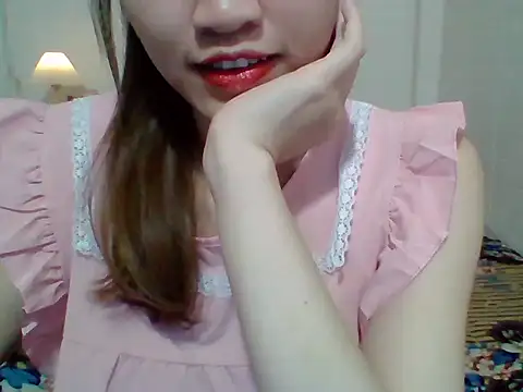 Snapshot of __Donna__ chatting on 09/26/25, 02:43 Donna online show from 09/26/25, 02:43