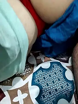 Snapshot of only-injoy chatting on 10/27/25, 09:35 only-injoy online show from 10/27/25, 09:35