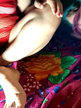 Snapshot of only-injoy chatting on 11/02/25, 04:42 only-injoy online show from 11/02/25, 04:42