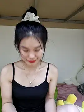 Baby-ladytits2025 online show from 10/14/25, 03:02