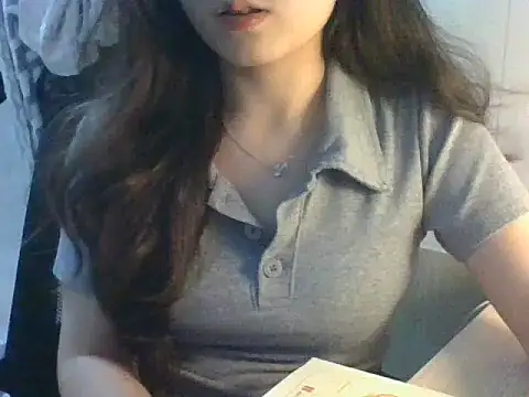 Snapshot of Linzly chatting on 09/25/25, 04:21 Linzly online show from 09/25/25, 04:21