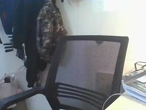 Linzly online show from 11/04/25, 02:43