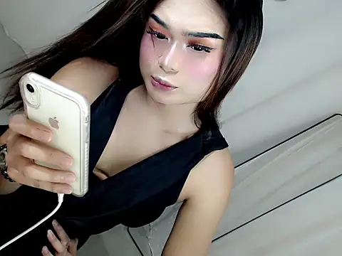 itsmekianna online show from 10/11/25, 03:43