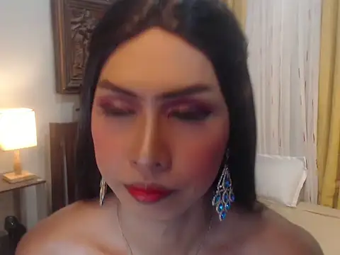 Snapshot of Nathalieheartt chatting on 10/26/25, 01:55 Nathalieheartt online show from 10/26/25, 01:55