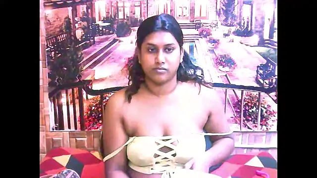 Snapshot of IndianChocolatepie4u chatting on 10/09/25, 05:38 IndianChocolatepie4u online show from 10/09/25, 05:38
