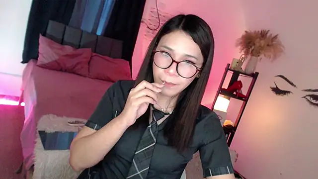 Snapshot of Veniceseduction chatting on 09/23/25, 06:38 Veniceseduction online show from 09/23/25, 06:38
