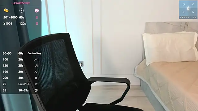 Snapshot of MinaDiamondd chatting on 11/01/25, 02:57 MinaDiamondd online show from 11/01/25, 02:57