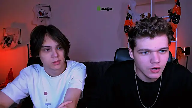 Snapshot of lucas_long_ chatting on 11/02/25, 09:44 lucas long online show from 11/02/25, 09:44