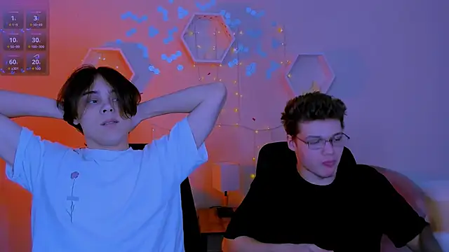 Snapshot of lucas_long_ chatting on 11/08/25, 09:53 lucas long online show from 11/08/25, 09:53