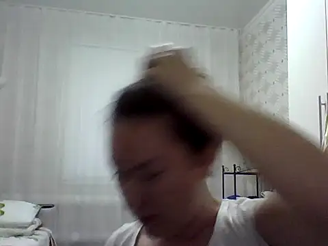 Ururee online show from 09/26/25, 07:34