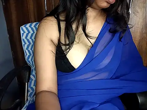 Snapshot of Neha-ch chatting on 09/21/25, 05:31 Neha-ch online show from 09/21/25, 05:31