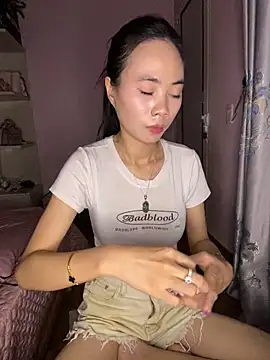 Dau-Tayy online show from 10/18/25, 04:19