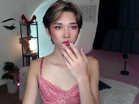 Lavictoriathegreat online show from 11/18/25, 01:37