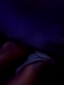 OnlyMoneyIwanT online show from 10/27/25, 07:18